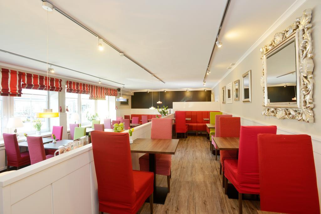 Hotel Duenenburg Westerland Buitenkant foto